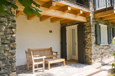 هتل روستایی Agriturismo Castello Di Vezio