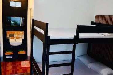 هتل Ysraela Lodging House  Sabang
