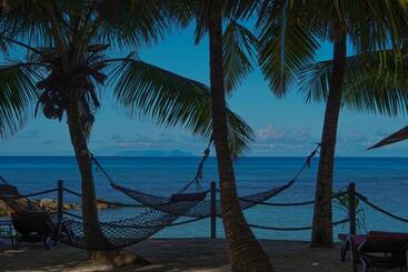 پانسیون Anse Kerlan Beach Chalets
