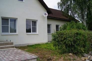 פנסיון Guest House Alyans