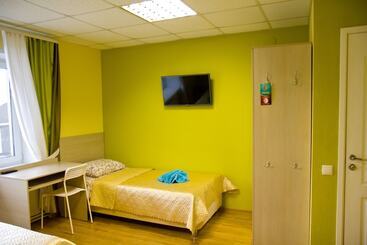 پانسیون Guest House Alyans