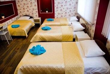 پانسیون Guest House Alyans