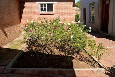 پانسیون Village Lodge Harrismith
