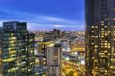 Platinum Apartments On Southbank