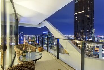 Platinum Apartments On Southbank