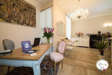 B&b Salerno Chic In Center