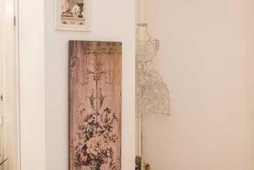 B&b Salerno Chic In Center