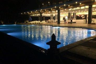 هتل Bintan Pearl Beach Resort