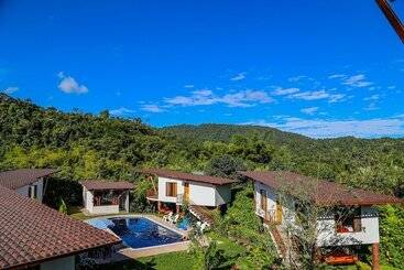 هتل Coffee Lodge Cristal Glamping & Spa