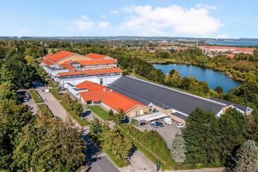 هتل Danhostel Nørresundby Skansen