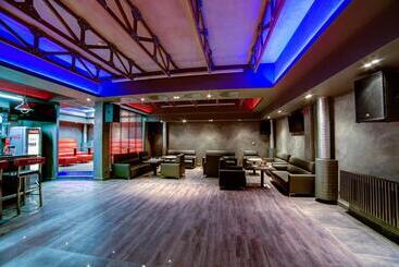 هتل Loft 1898