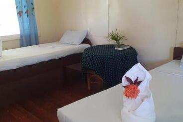 هتل Rekona Lodge