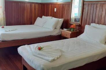 هتل Rekona Lodge