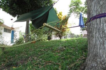 Kingsworth Bed And Breakfast