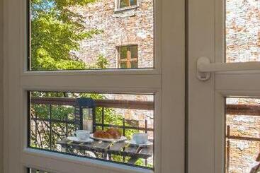 Old Town Residence Bis