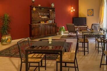پانسیون Catania Inn Rooms