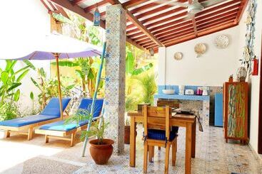 Cinta Cottages