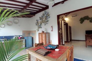 Cinta Cottages
