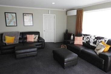 Grasslands Bed & Breakfast