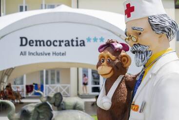استراحتگاه Democratia Ultra All Inclusive