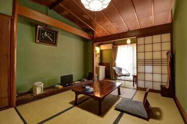 Ryokan Sakamotoya