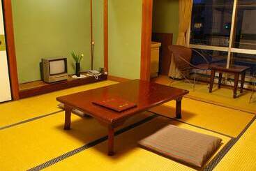 Ryokan Sakamotoya