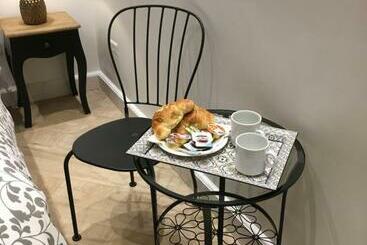 B&b Napoli La Scalinata Di Chiaia