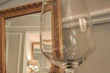 تختخواب و صبحانه Florence Luxury Guest House