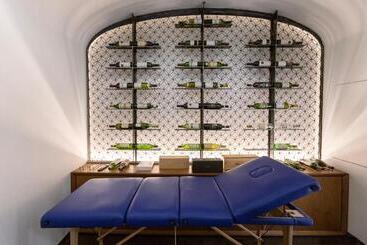 تختخواب و صبحانه Florence Luxury Guest House
