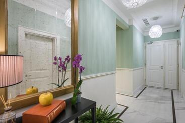 تختخواب و صبحانه Florence Luxury Guest House