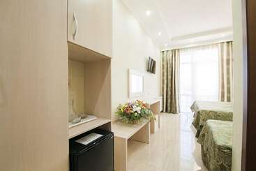 هتل Ahilleon Park Boutique