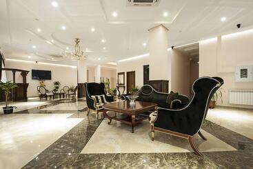 هتل Ahilleon Park Boutique