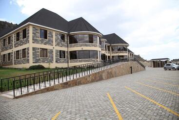 هتل Epashikino Resort & Spa
