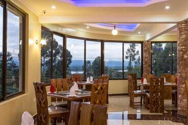 هتل Epashikino Resort & Spa
