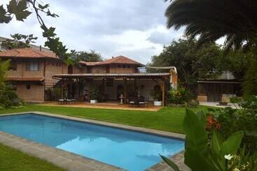 هتل Rukka Lodge