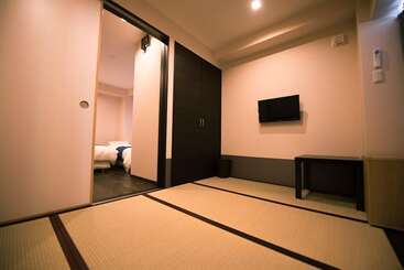 هتل Terrace House Morinomiya