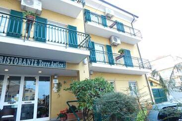 هتل Torre Antica