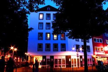 Koncept Hotel Zum Kostbaren Blut