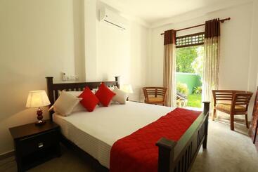 پانسیون River Breeze Villa Bentota