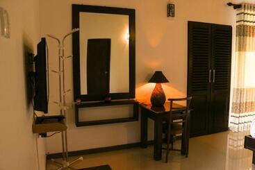 پانسیون River Breeze Villa Bentota