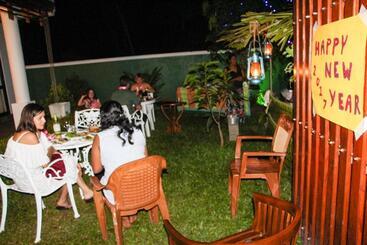 پانسیون River Breeze Villa Bentota