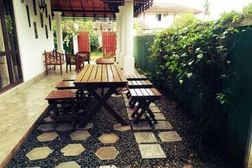 پانسیون River Breeze Villa Bentota