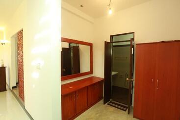 پانسیون River Breeze Villa Bentota
