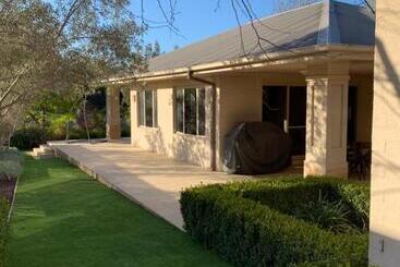 Peppertree Lodge Hunter Valley