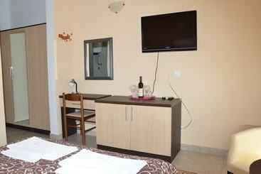 هتل Adria Sport