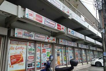 هتل City Corner
