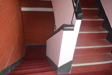 هتل Holiday Inn