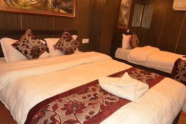 هتل Holiday Inn