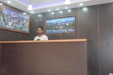 هتل Holiday Inn