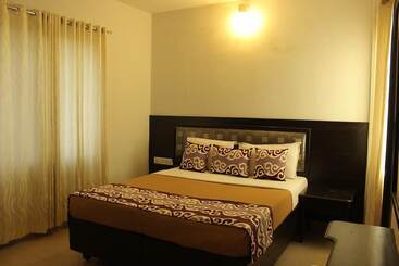 هتل Mount Residency